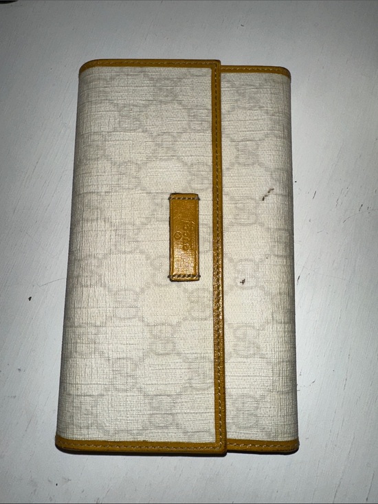 Gucci Mustard Guccissima Leather Hysteria Continental Wallet  Gucci continental Monogram Wallet with Mustard Yellow Trim